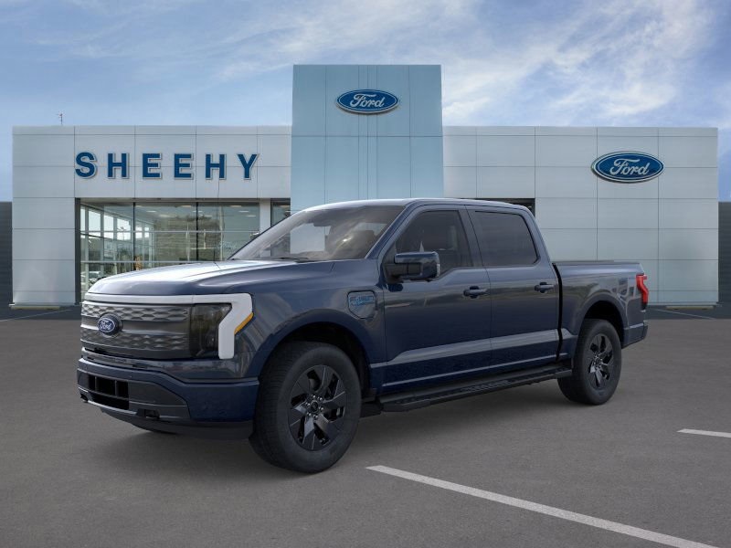 2025 Ford F-150 Lightning Lariat photo 2