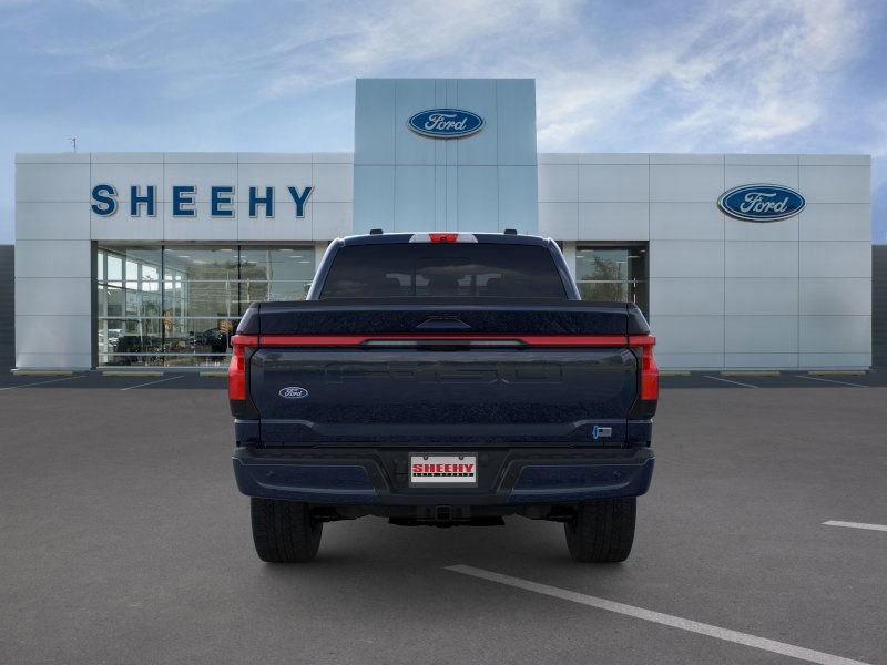 2025 Ford F-150 Lightning Lariat photo 6