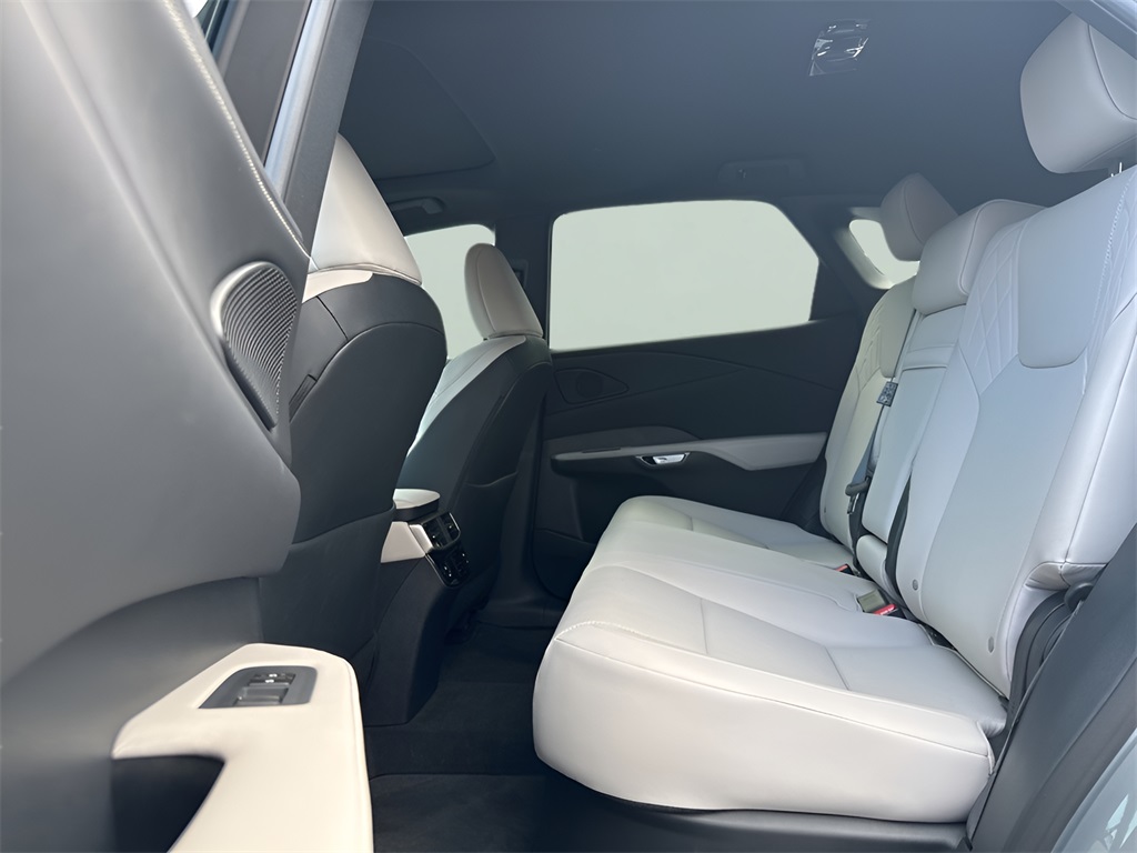 2024 Lexus RX 350 Premium photo 2