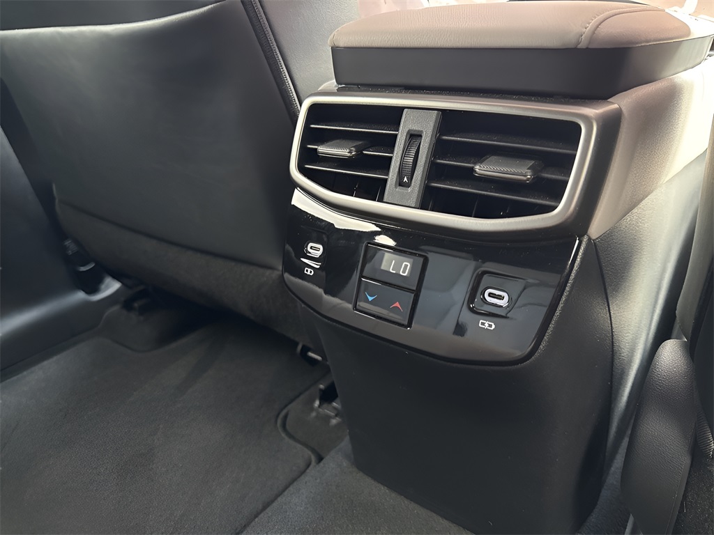 2024 Lexus RX 350 Premium photo 4