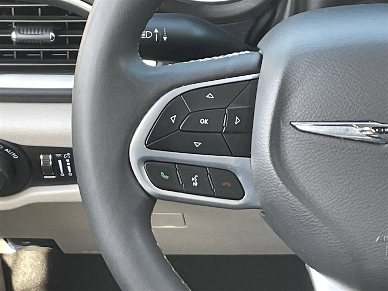 used 2024 Chrysler Pacifica car, priced at $23,993