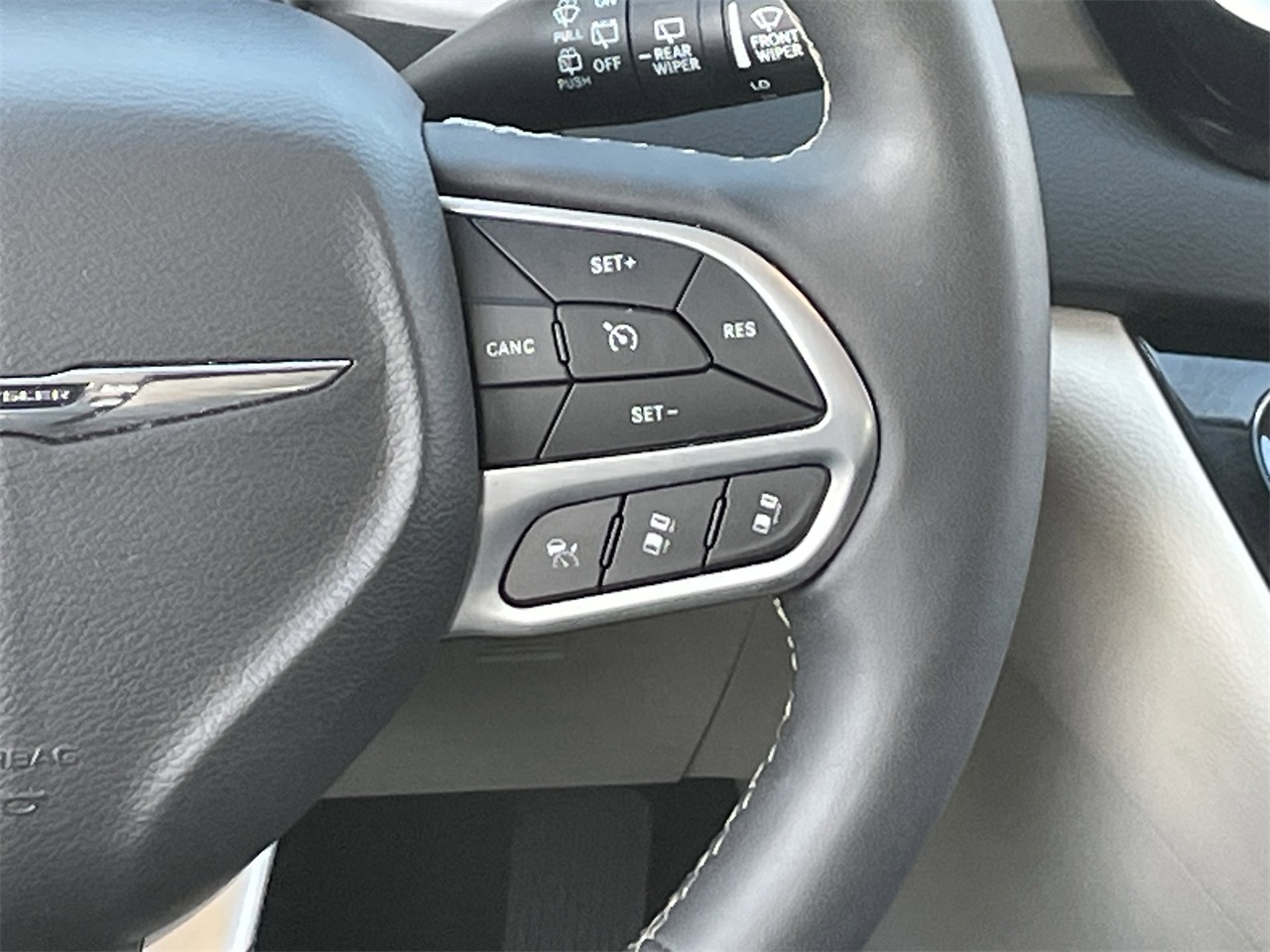 used 2024 Chrysler Pacifica car, priced at $23,993