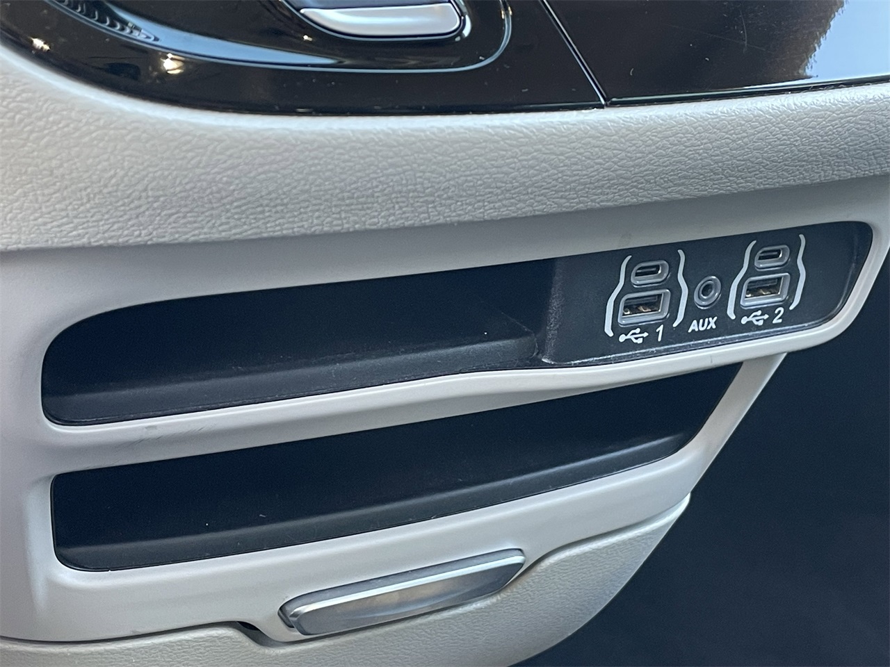 used 2024 Chrysler Pacifica car, priced at $23,993