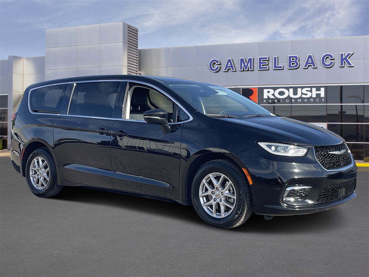 used 2024 Chrysler Pacifica car, priced at $23,993