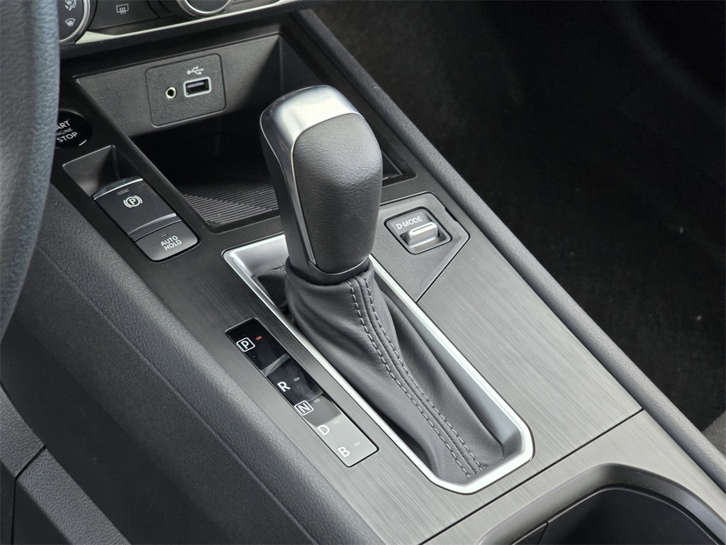 new 2025 Nissan Kicks Play car, priced at $19,995