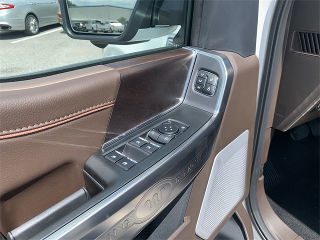 2025 Star White Metallic Tri-Coat Ford F-150 King Ranch 4X4 Truck