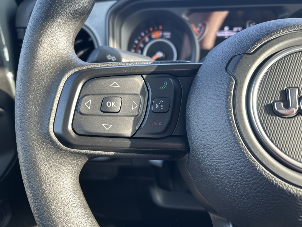 new 2026 Jeep Wrangler car, priced at $46,580