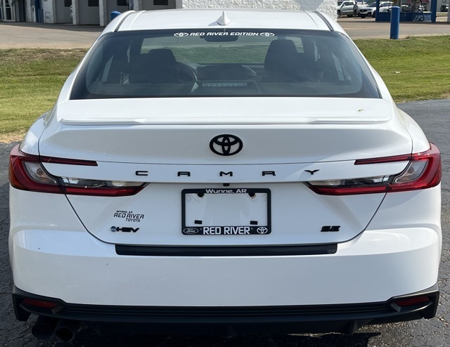 2025 Toyota Camry SE photo 2