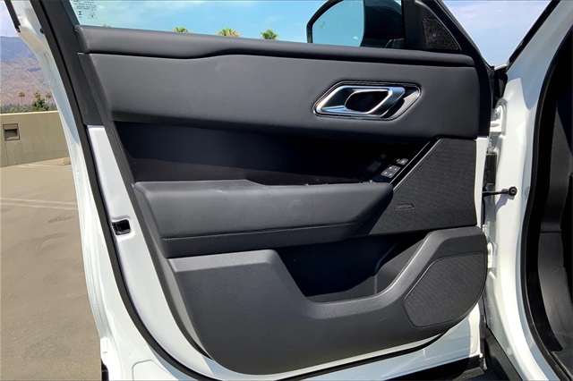 Range Rover Velar P250 Dynamic SE