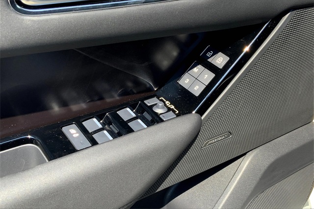Range Rover Velar P250 Dynamic SE