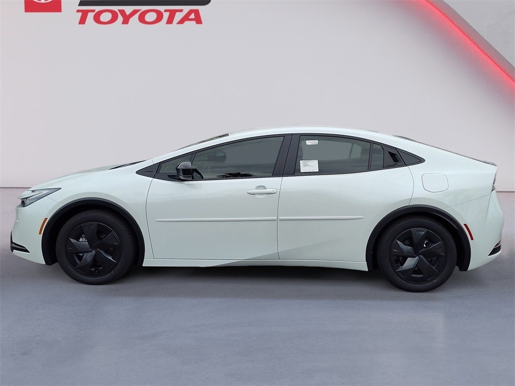 2026 Toyota Prius Plug-in Hybrid SE photo 2