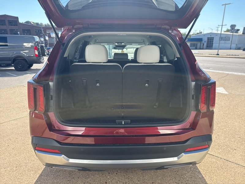 2025 Kia Sorento S photo 9