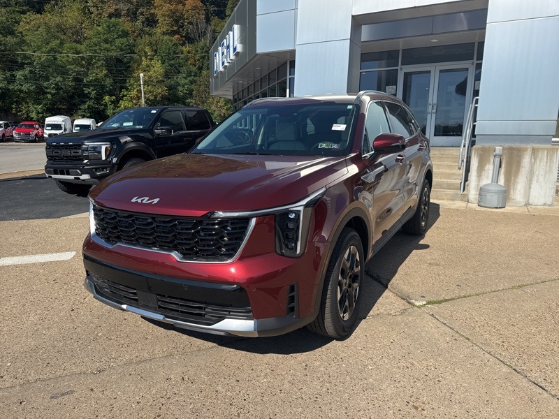 2025 Kia Sorento S photo 2