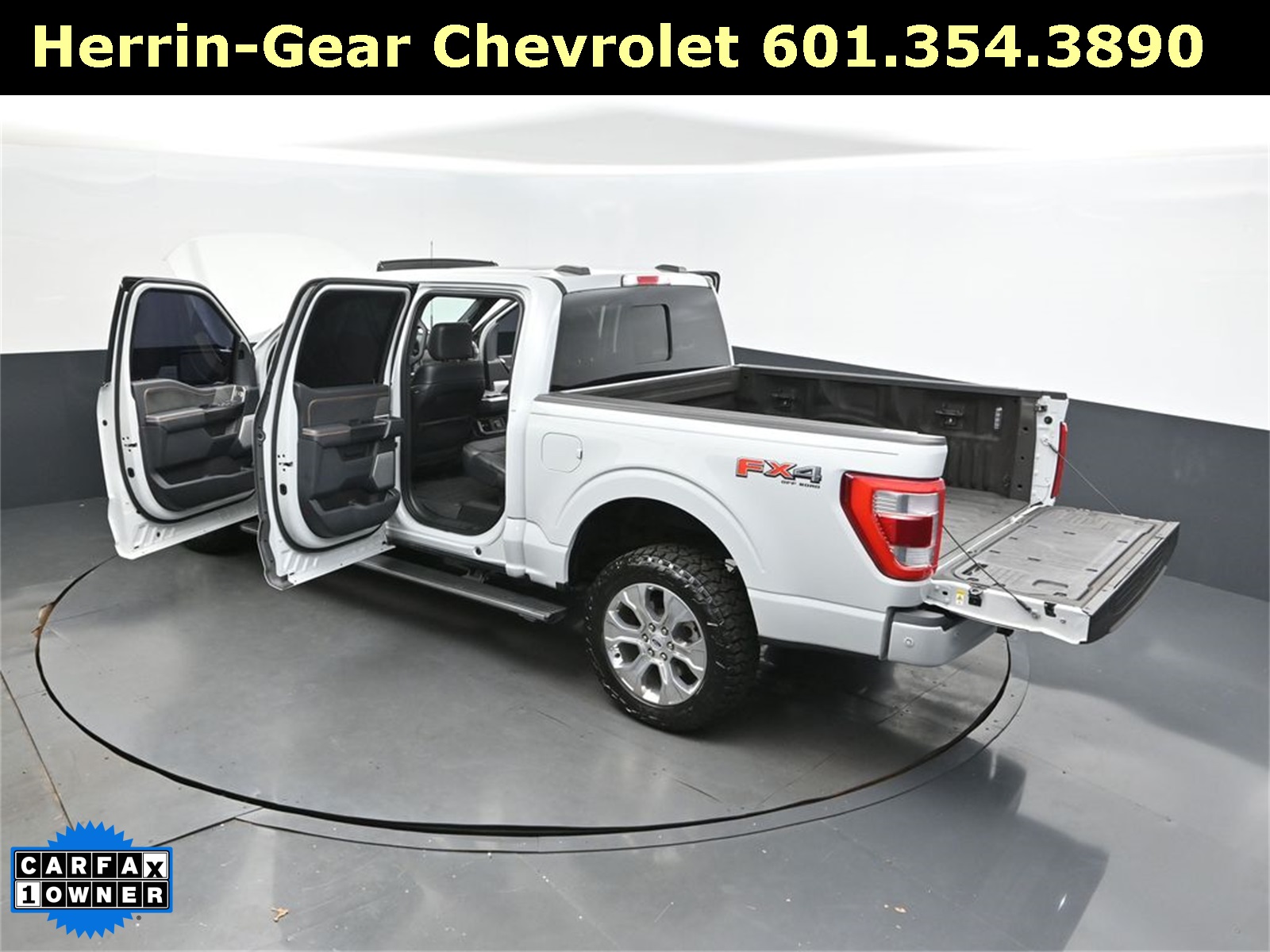 2023 Avalanche Gray Ford F-150 Platinum 4X4 Truck