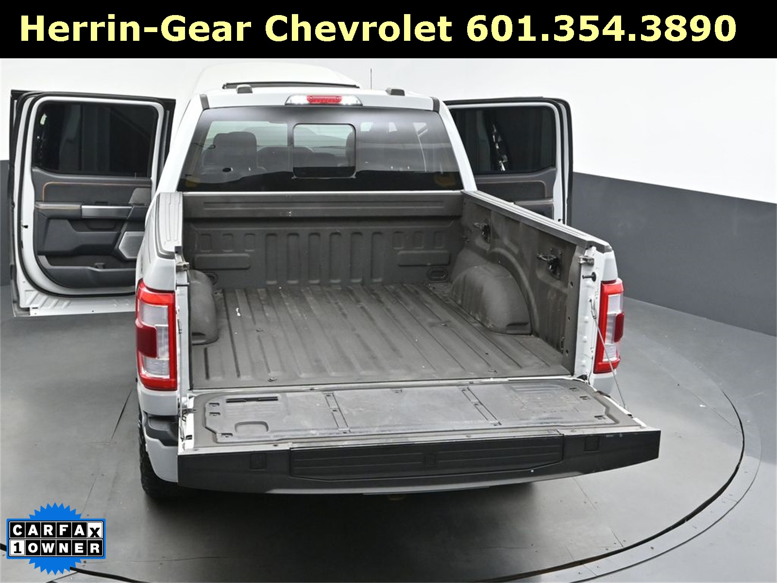 2023 Avalanche Gray Ford F-150 Platinum 4X4 Truck