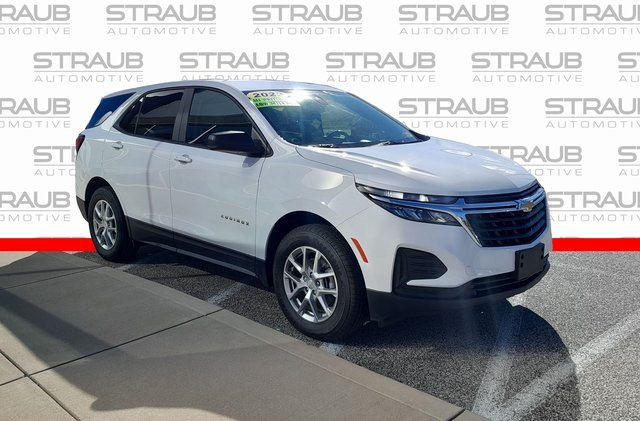 2023 Chevrolet Equinox LS's photo