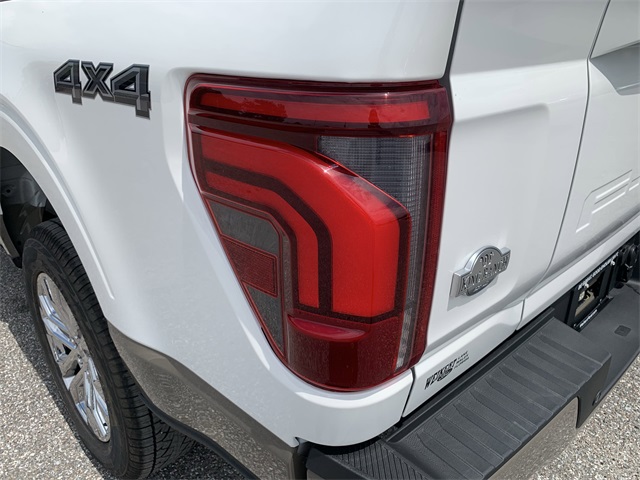 2025 Star White Metallic Tri-Coat Ford F-150 King Ranch 4X4 Truck