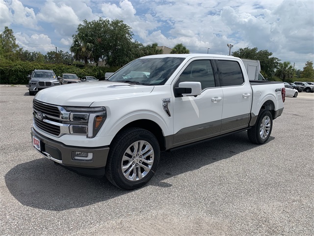 2025 Star White Metallic Tri-Coat Ford F-150 King Ranch 4X4 Truck