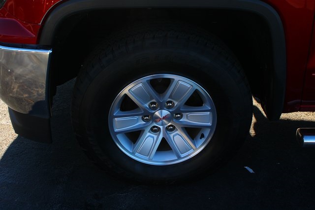 used 2018 GMC Sierra 1500 car, priced at $29,852