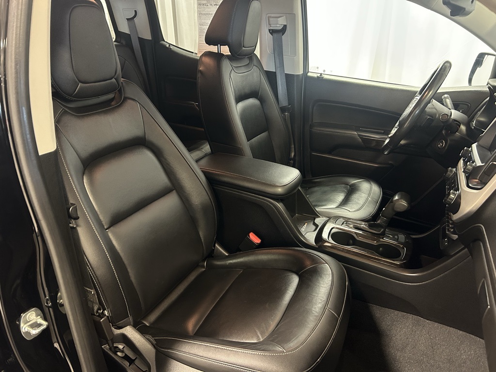 used 2020 GMC Canyon car, priced at $26,994