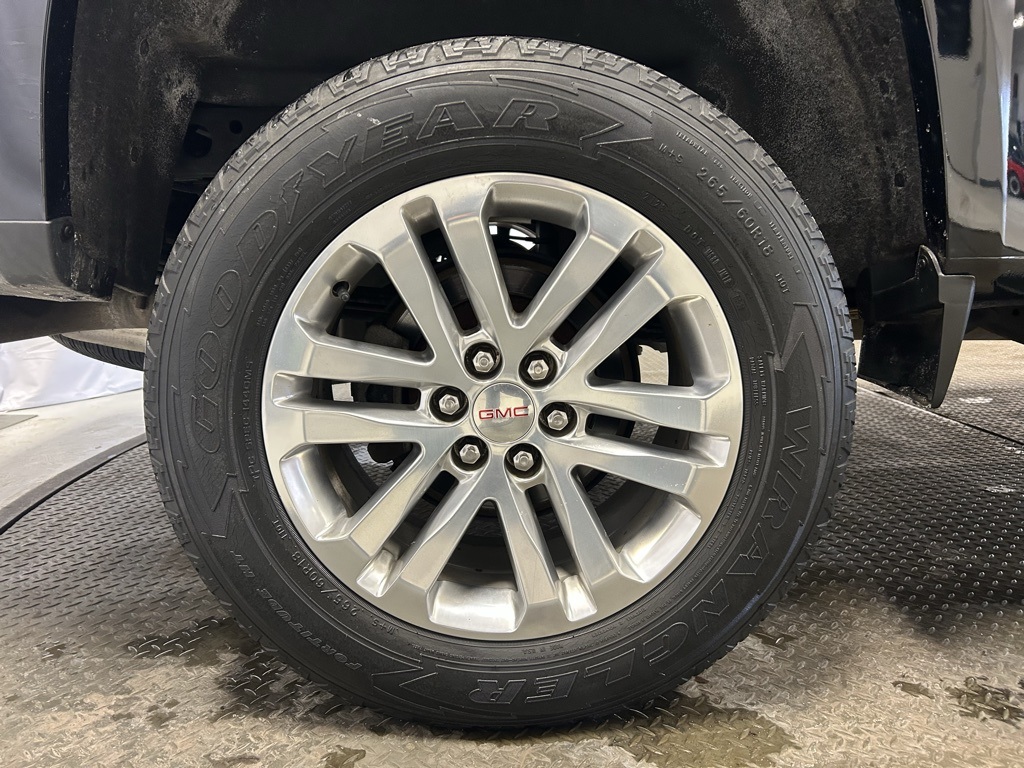 used 2020 GMC Canyon car, priced at $26,994