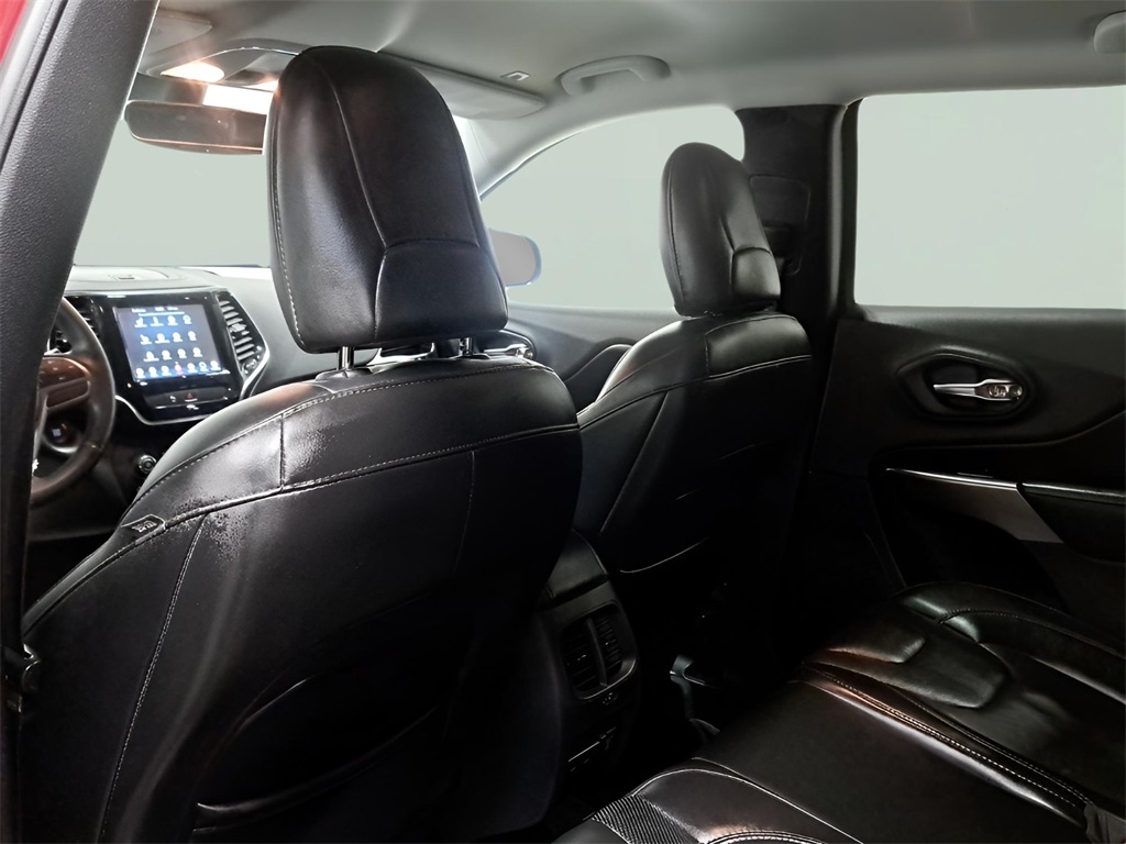 2019 Jeep Cherokee Limited photo 2