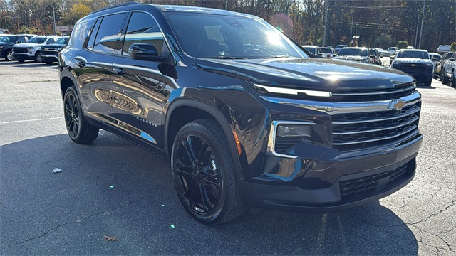 new 2026 Chevrolet Traverse car, priced at $46,870