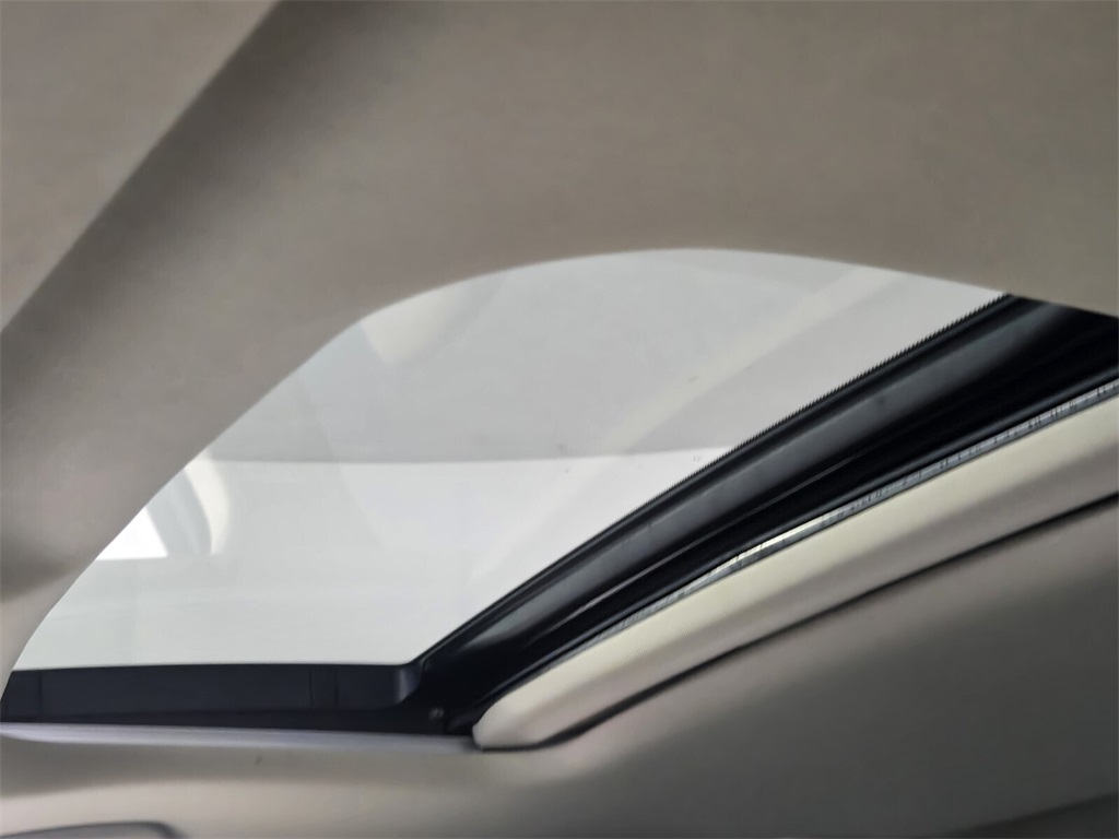 used 2017 Acura MDX car, priced at $15,888