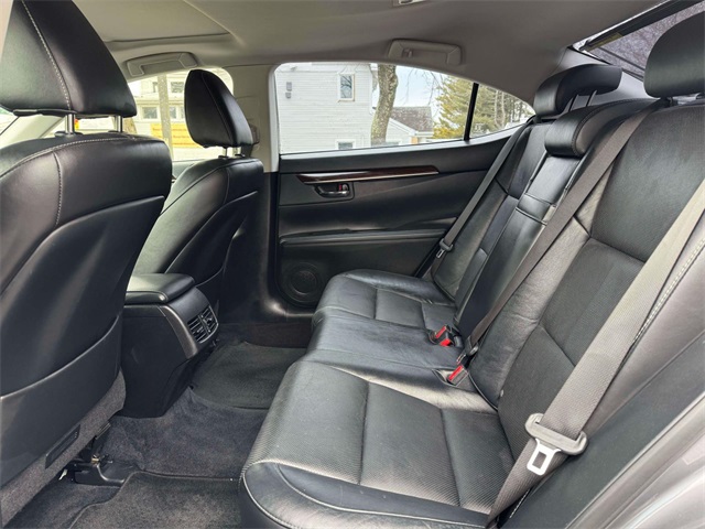 used 2014 Lexus ES car, priced at $15,201