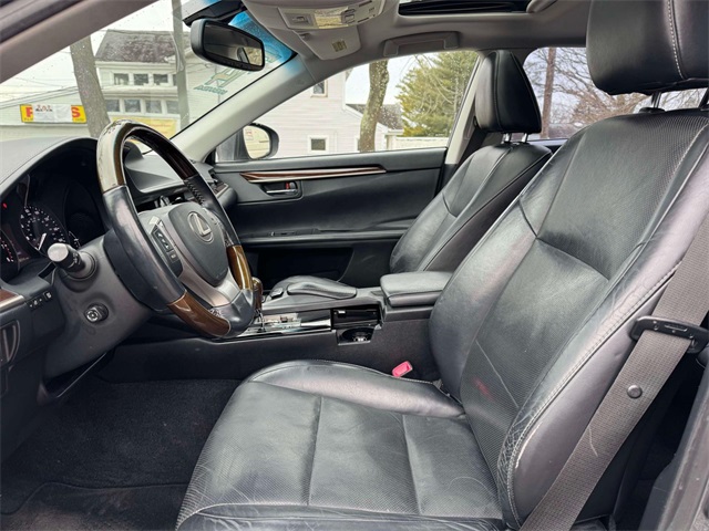 used 2014 Lexus ES car, priced at $15,201