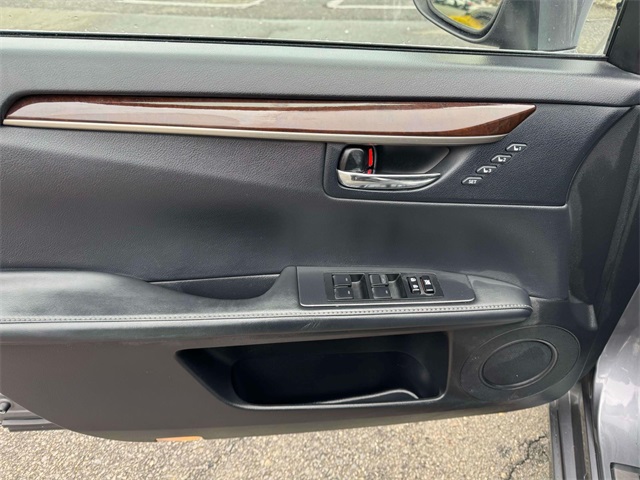 used 2014 Lexus ES car, priced at $15,201