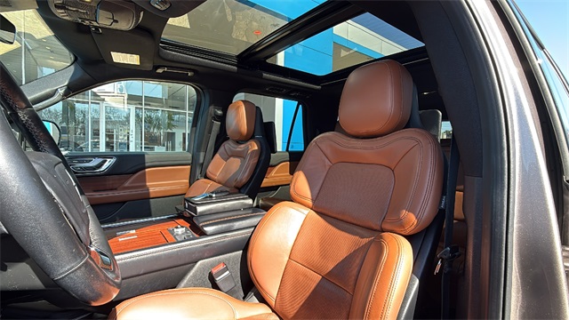 used 2020 Lincoln Navigator L car, priced at $33,280