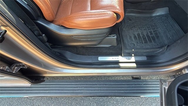 used 2020 Lincoln Navigator L car, priced at $33,280