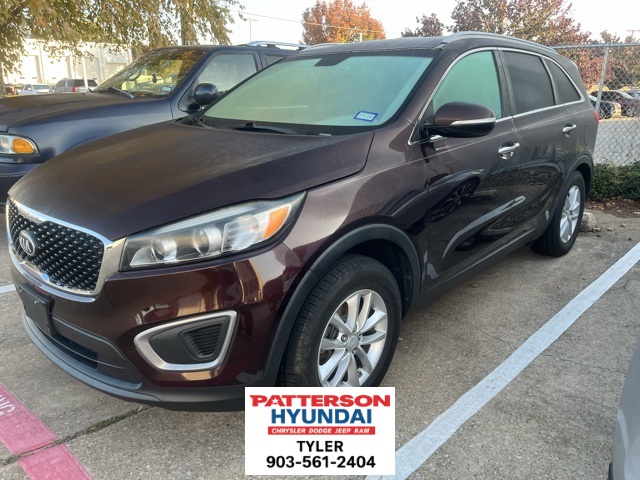 2016 Kia Sorento LX's photo