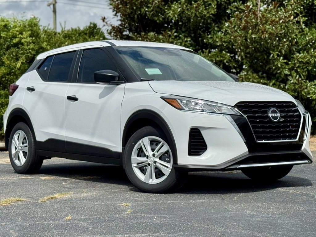 2025 Nissan KICKS PLAY
