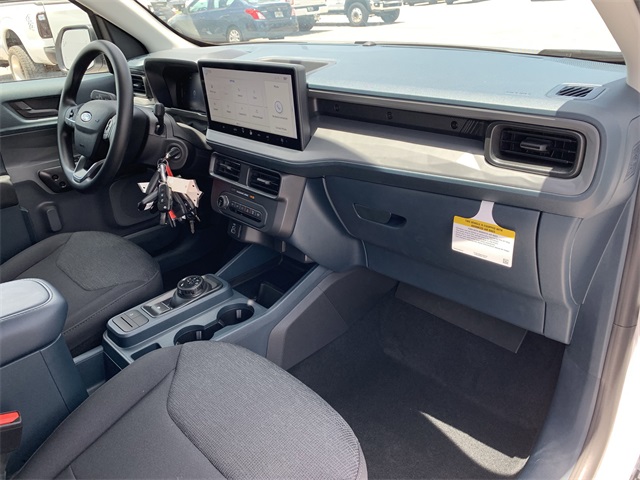 2025 Oxford White Ford Maverick XL AWD Truck