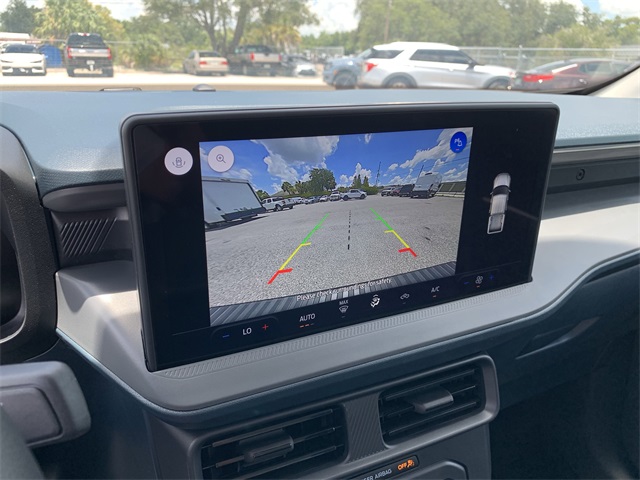 2025 Oxford White Ford Maverick XL AWD Truck
