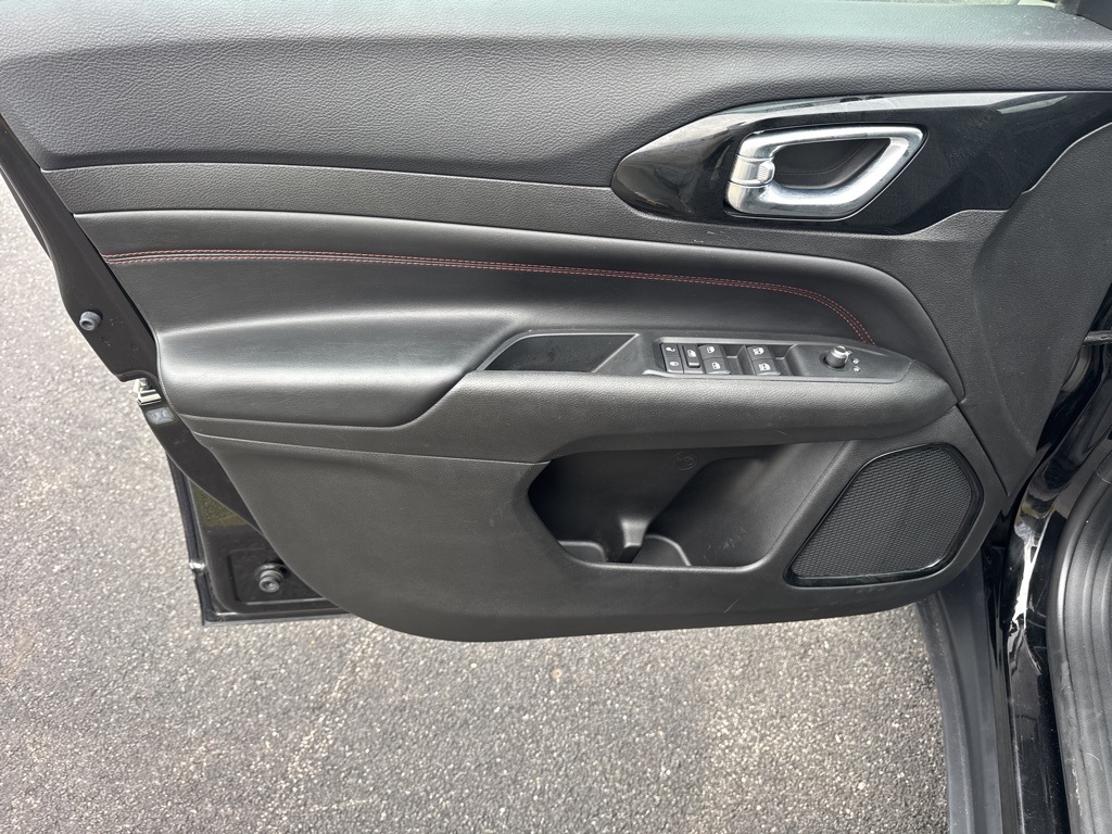 used 2022 Jeep Compass car, priced at $21,521