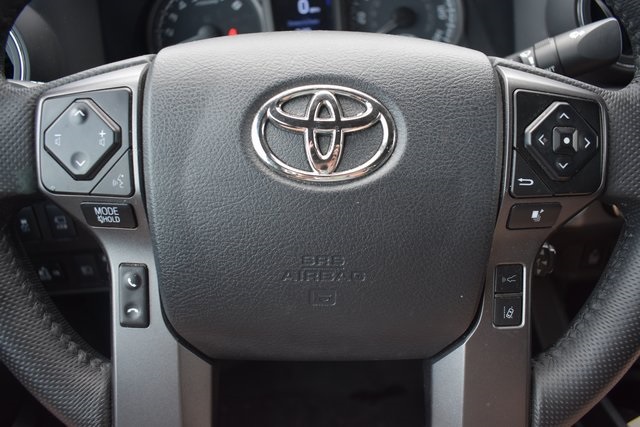 2023 Toyota Tacoma TRD Off-Road photo 15