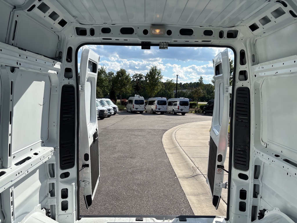 Used 2023 Ram ProMaster 2500 High Roof FWD Empty Cargo Van for sale #SP1408 - photo 13