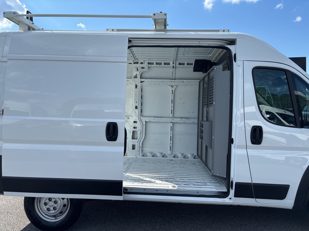 Used 2023 Ram ProMaster 2500 High Roof FWD Empty Cargo Van for sale #SP1408 - photo 16