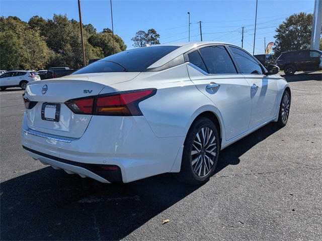2023 Nissan Altima SV FWD