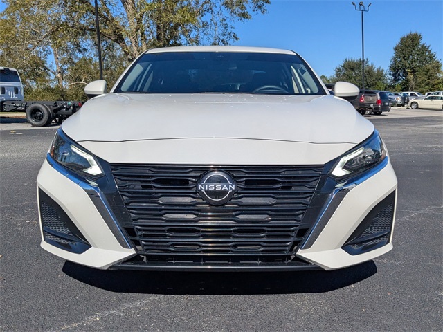 2023 Nissan Altima SV FWD