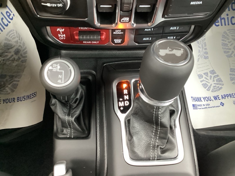 2025 Jeep Wrangler Rubicon photo 32