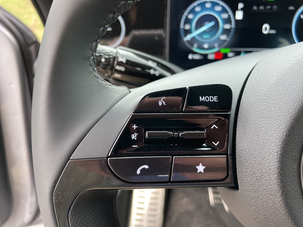 2025 Hyundai Elantra Hybrid SEL Sport photo 16