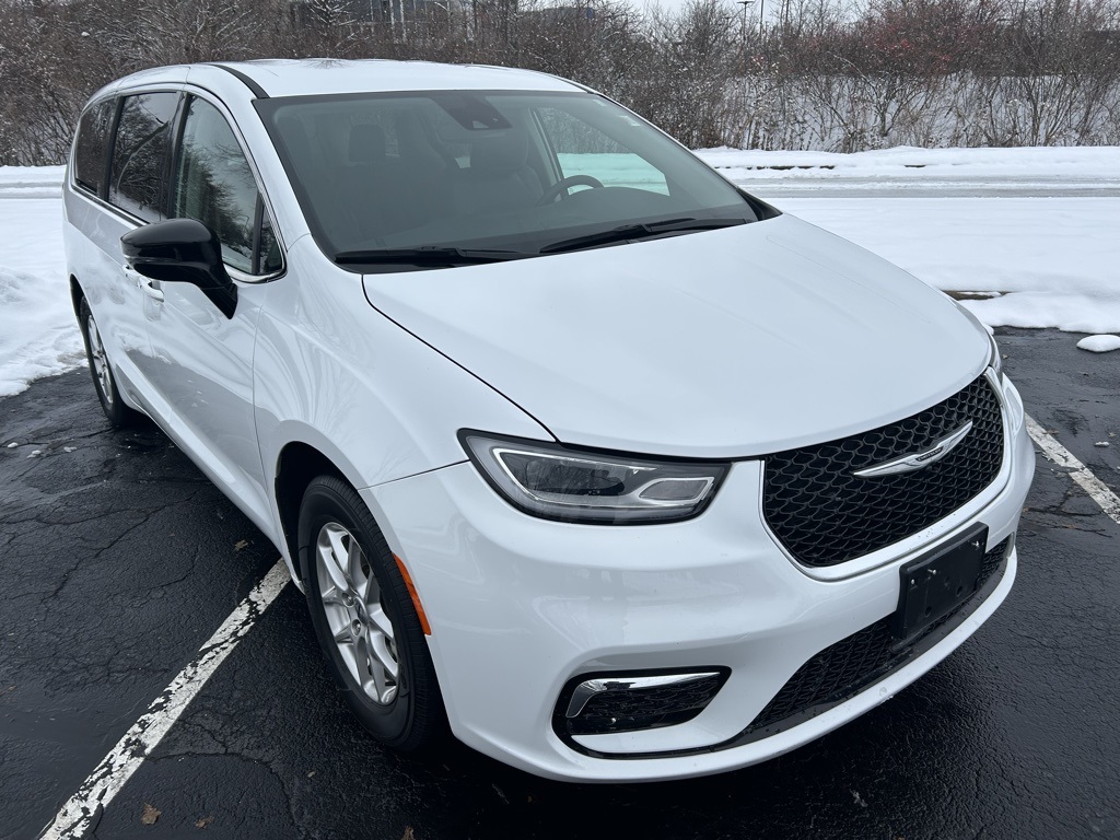 used 2024 Chrysler Pacifica car, priced at $28,455