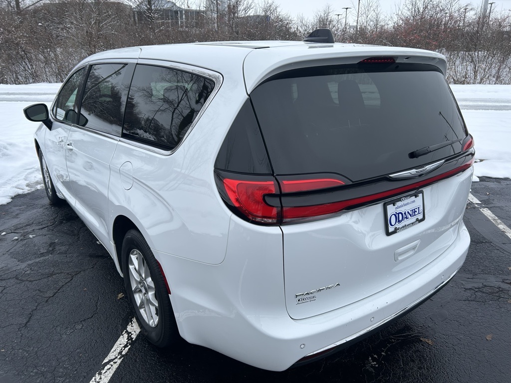 used 2024 Chrysler Pacifica car, priced at $28,455