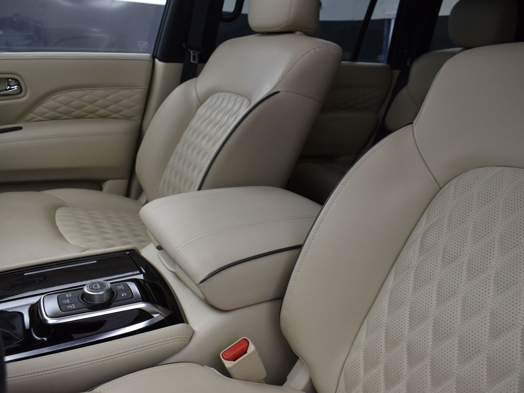 2024 Mineral Black INFINITI QX80 Sensory 4X4 SUV