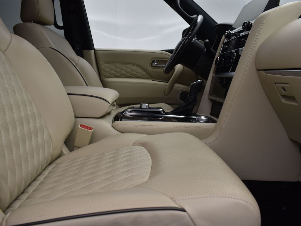 2024 Mineral Black INFINITI QX80 Sensory 4X4 SUV