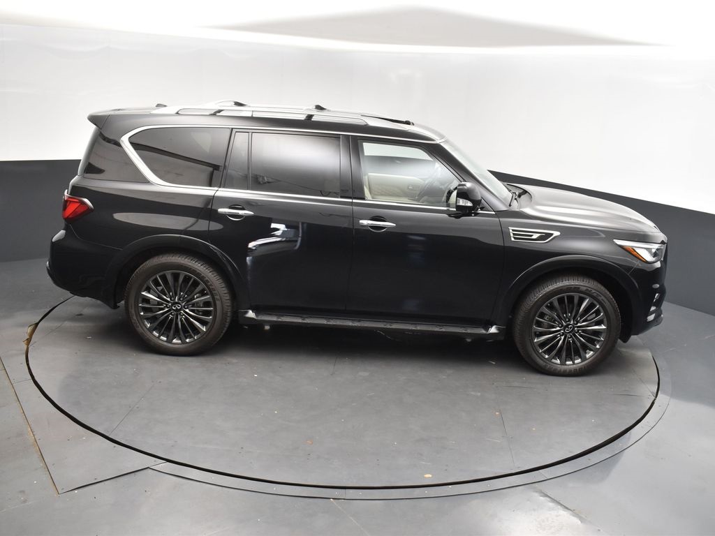 2024 Mineral Black INFINITI QX80 Sensory 4X4 SUV